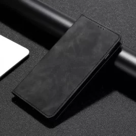 Kožené pouzdro na iPhone 15 v barvě Černá